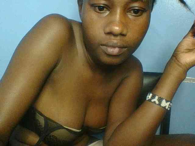 Cute-dall webcam