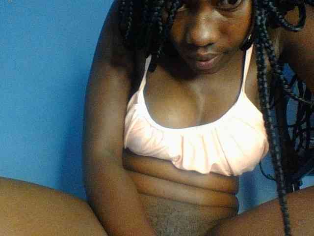 Cute-dall webcam