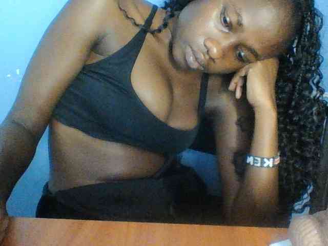 Cute-dall webcam