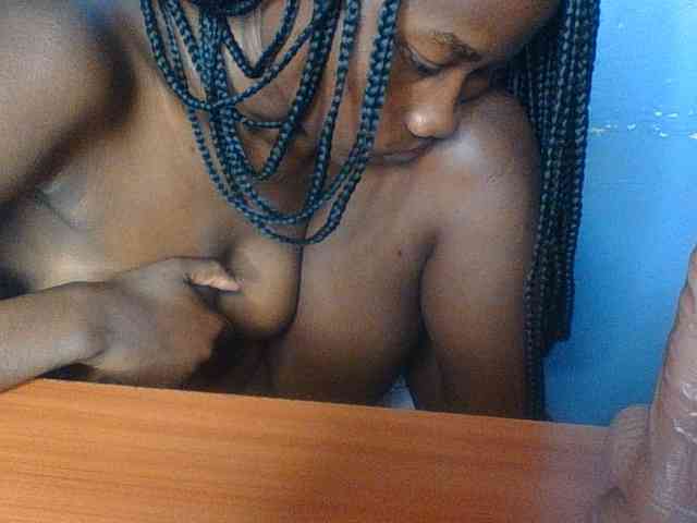 Cute-dall webcam