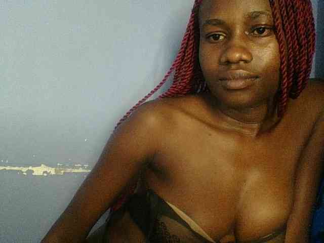 Cute-dall webcam