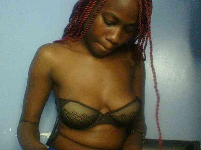 Cute-dall webcam