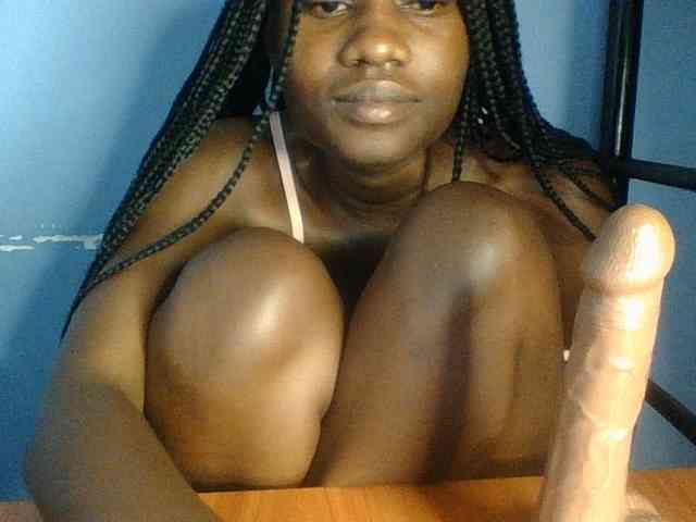 Cute-dall webcam