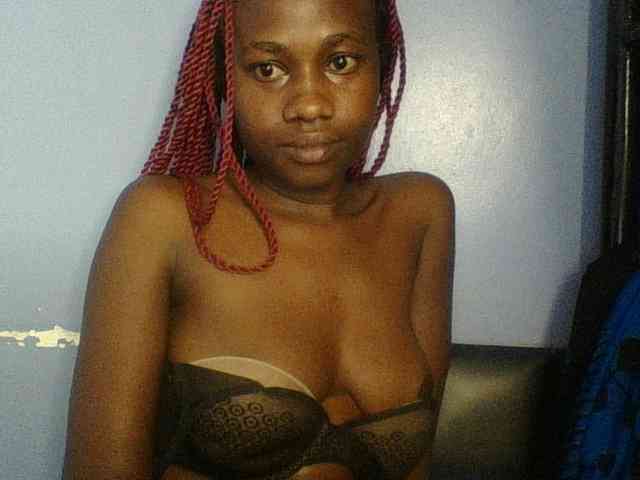 Cute-dall webcam