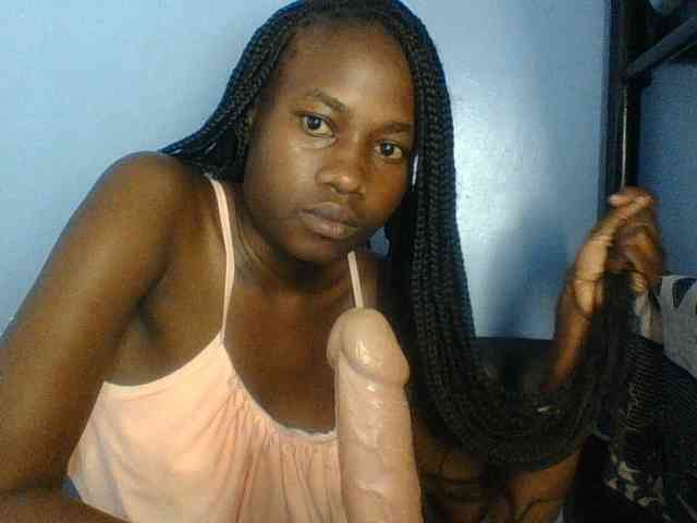 Cute-dall webcam