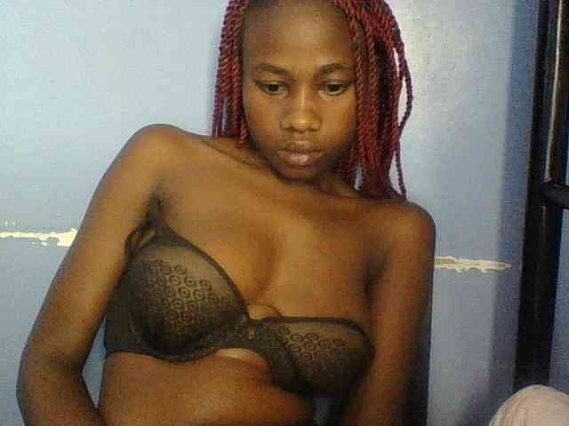 Cute-dall Live Webcam on BongaCams