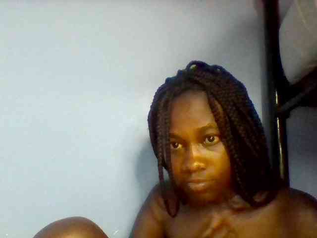 Cute-dall webcam