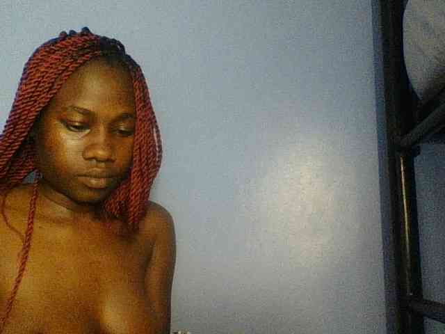 Cute-dall webcam