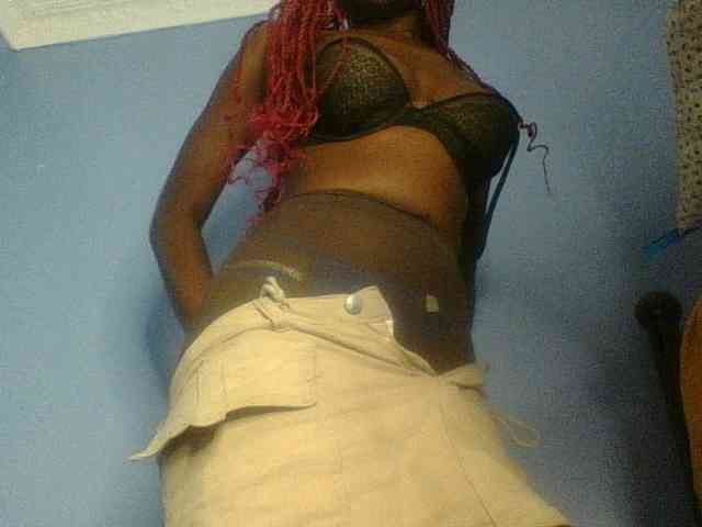 Cute-dall webcam