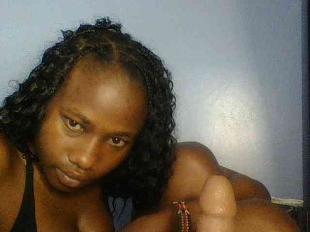 Cute-dall webcam