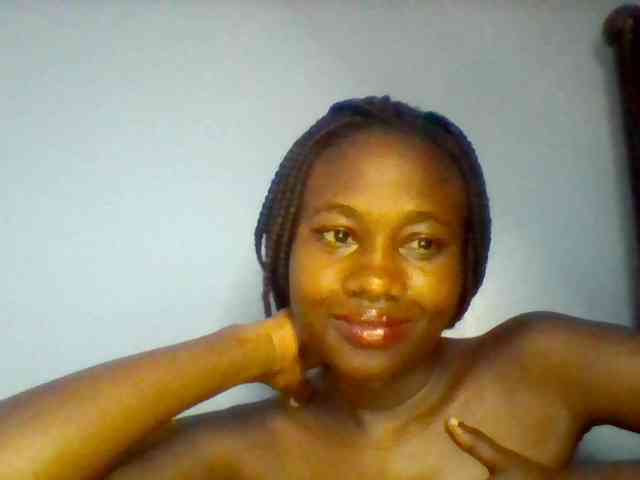 Cute-dall webcam