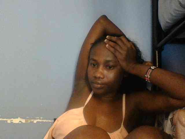 Cute-dall webcam
