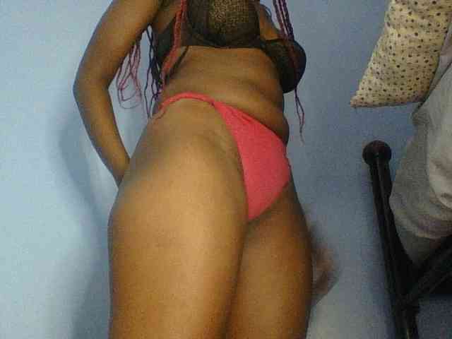 Cute-dall webcam