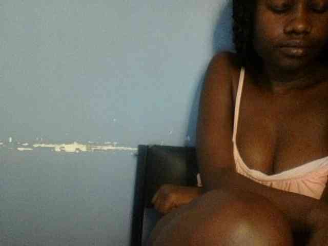 Cute-dall webcam