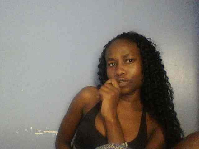 Cute-dall webcam