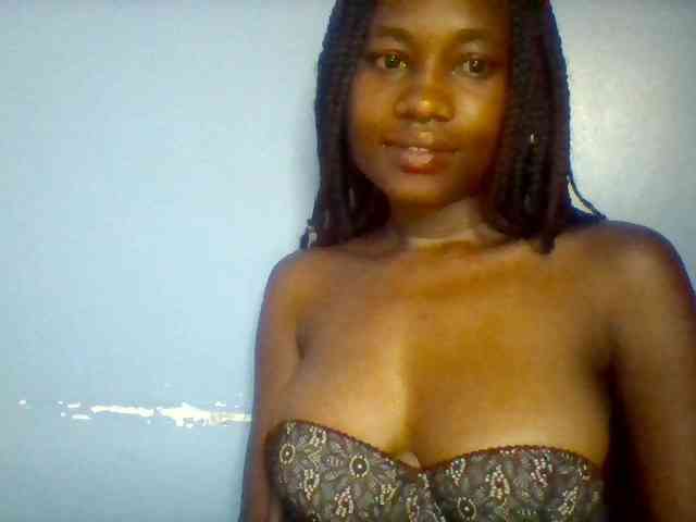 Cute-dall webcam