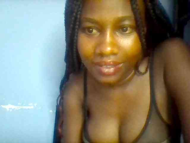 Cute-dall webcam