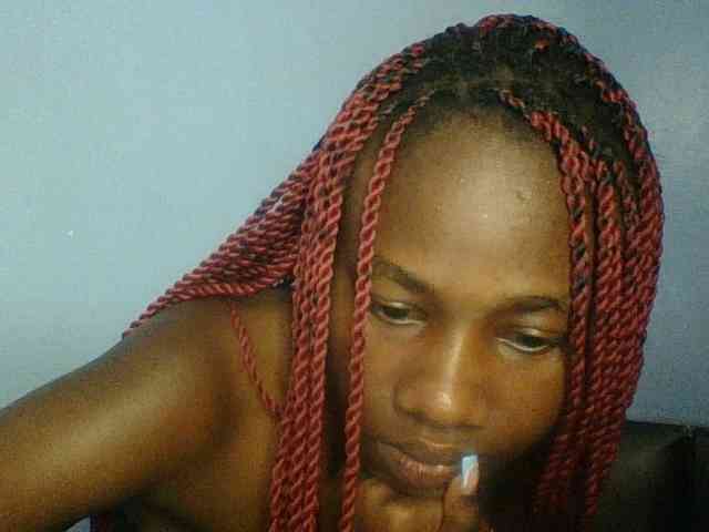 Cute-dall webcam