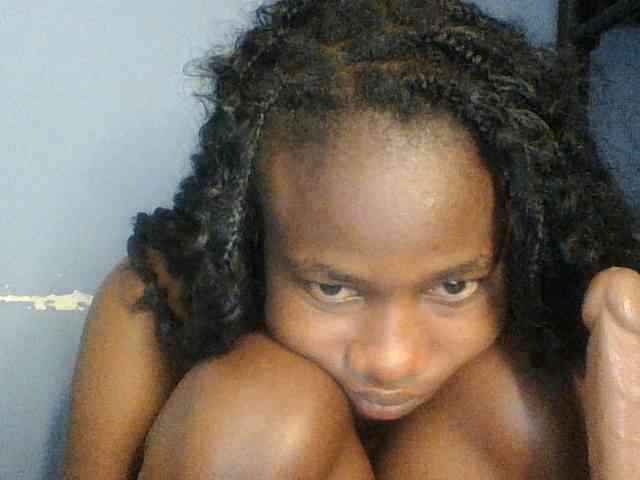 Cute-dall webcam