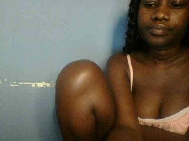 Cute-dall webcam