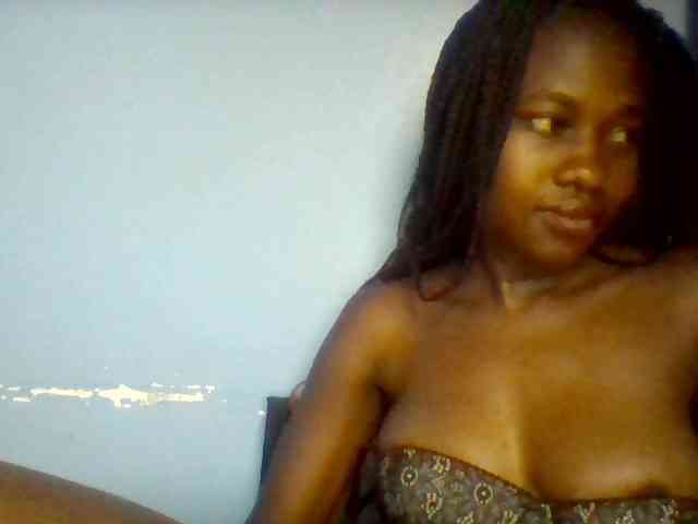 Cute-dall webcam