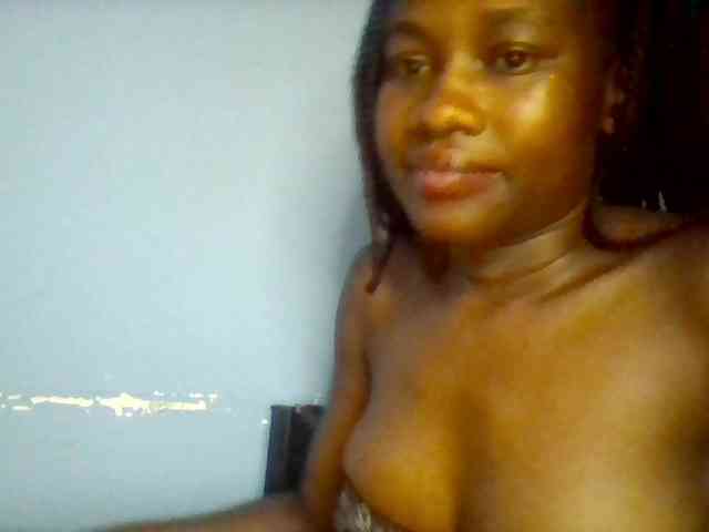 Cute-dall webcam