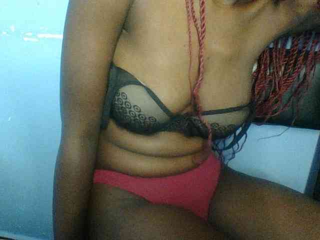 Cute-dall webcam