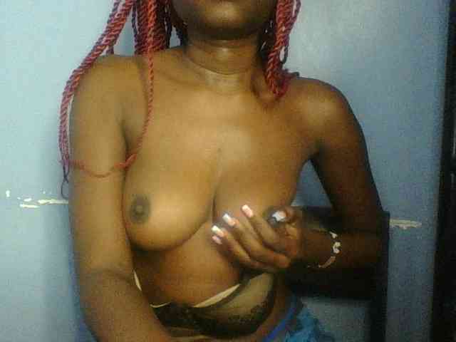 Cute-dall webcam