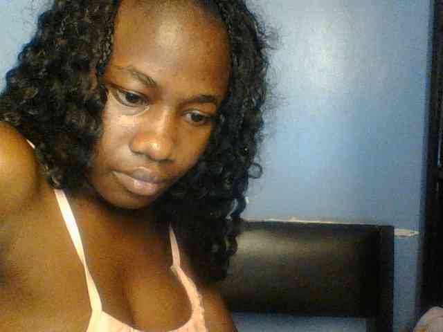 Cute-dall webcam