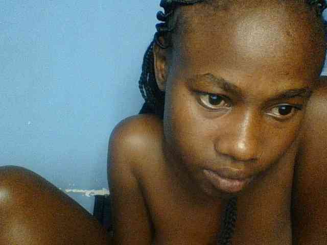 Cute-dall webcam