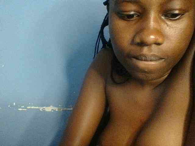 Cute-dall webcam