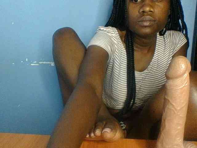 Cute-dall webcam
