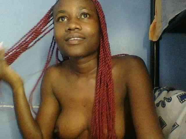 Cute-dall webcam