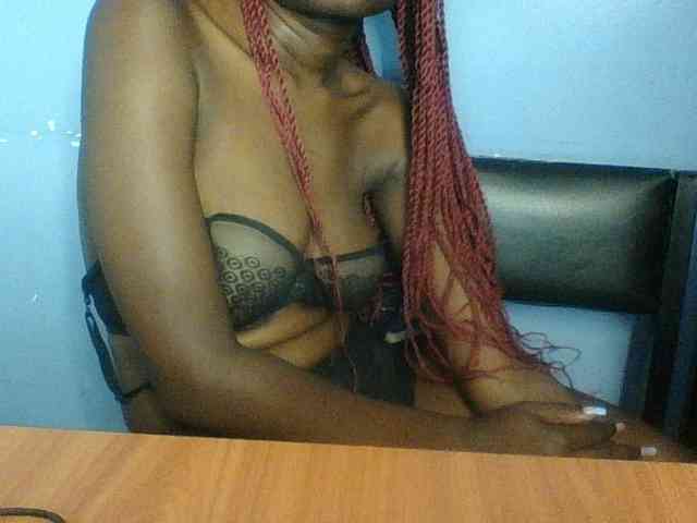 Cute-dall webcam