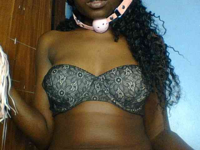 Cute-dall webcam
