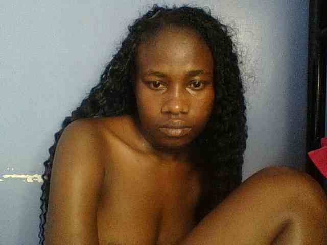 Cute-dall webcam