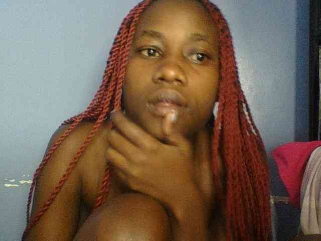Cute-dall webcam