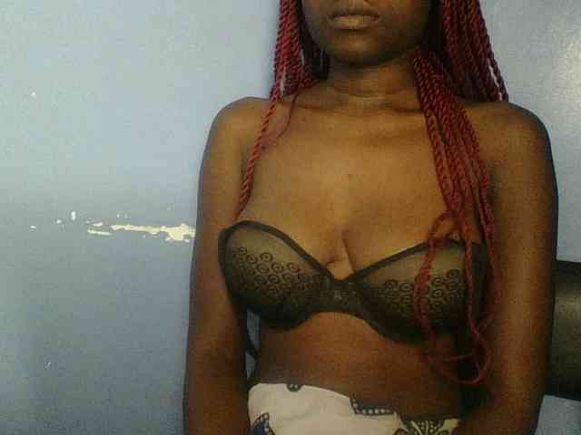 Cute-dall webcam