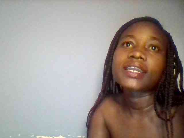 Cute-dall webcam