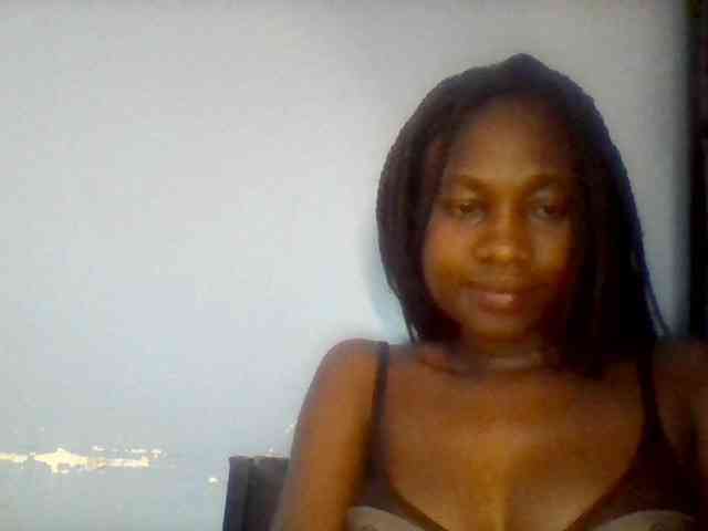 Cute-dall webcam