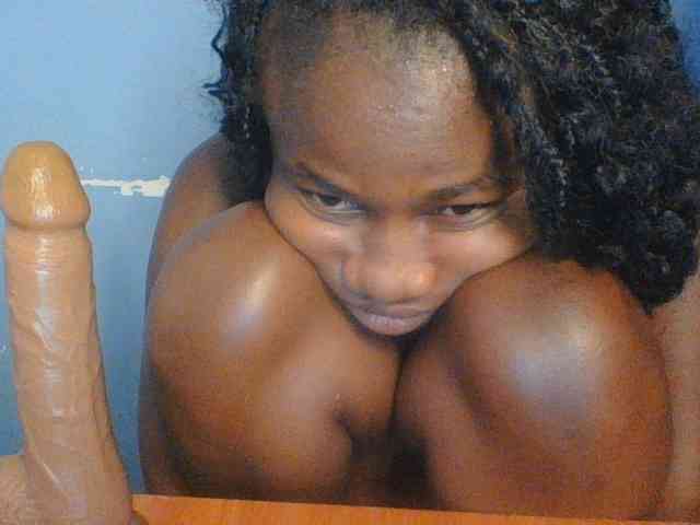 Cute-dall webcam