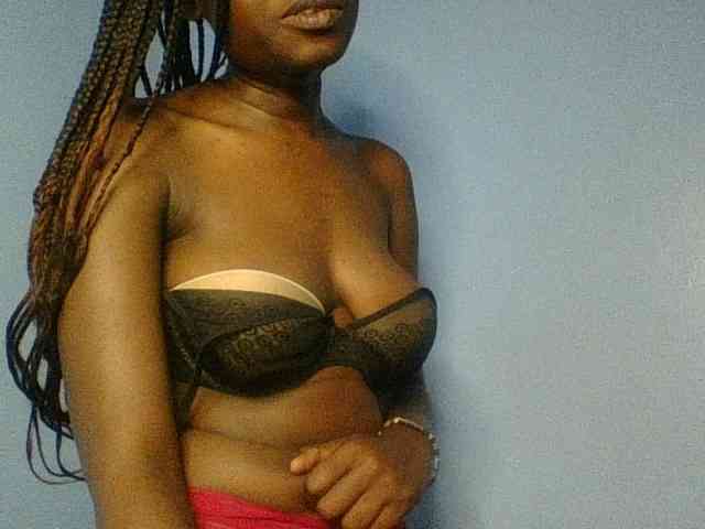 Cute-dall webcam