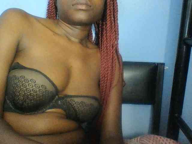 Cute-dall webcam