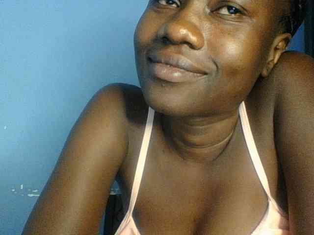 Cute-dall webcam