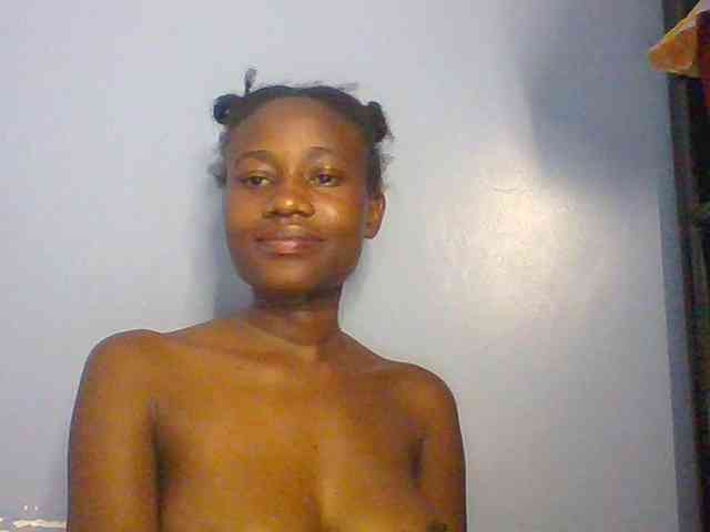 Cute-dall webcam