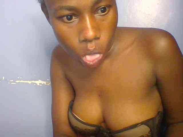 Cute-dall webcam