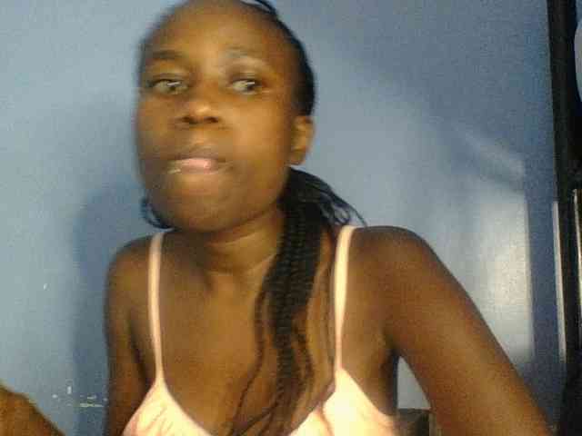 Cute-dall webcam