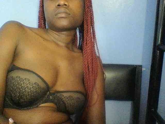 Cute-dall webcam