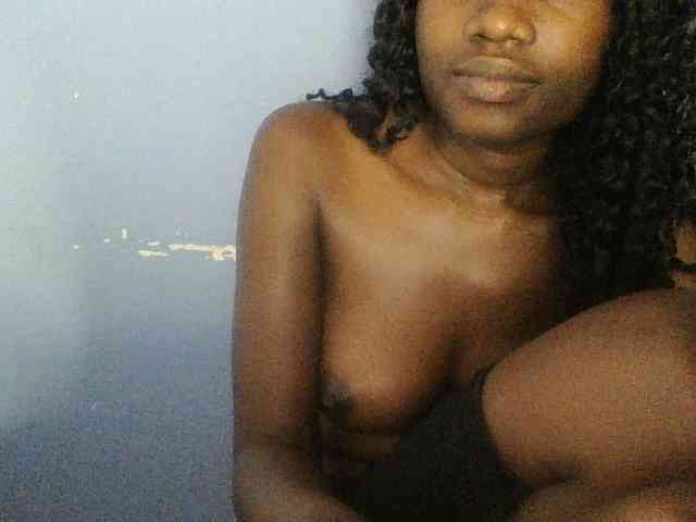 Cute-dall webcam
