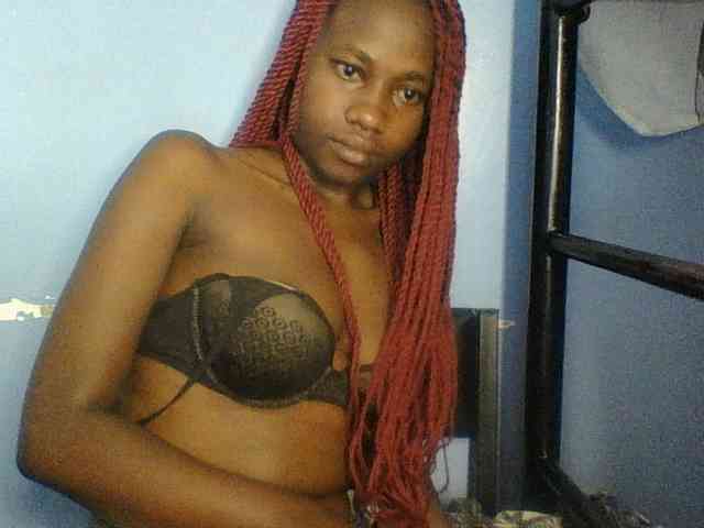 Cute-dall webcam